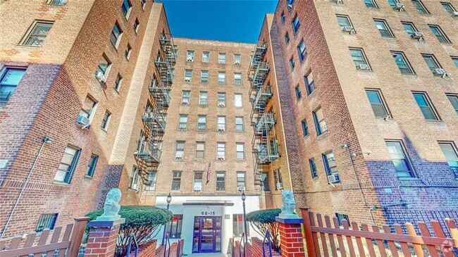 Building Photo - 66-15 Wetherole St Unit 14C Rental