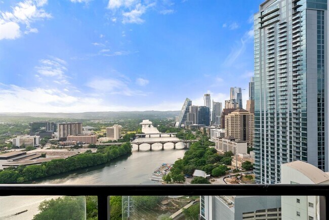 Photo - 70 Rainey St Unidad 2606