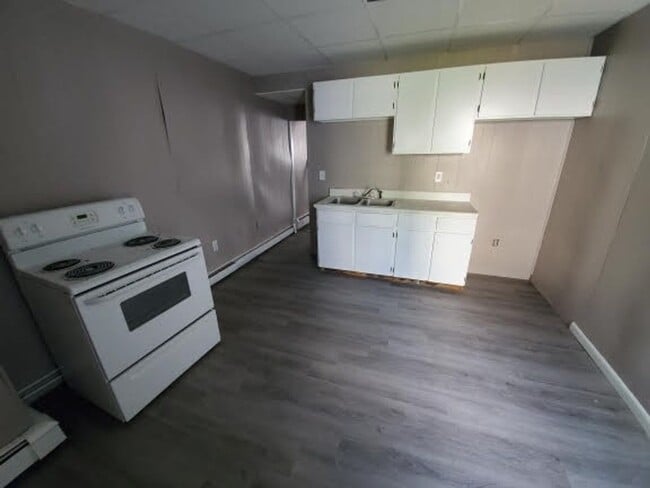 Photo - 419 E Elm St