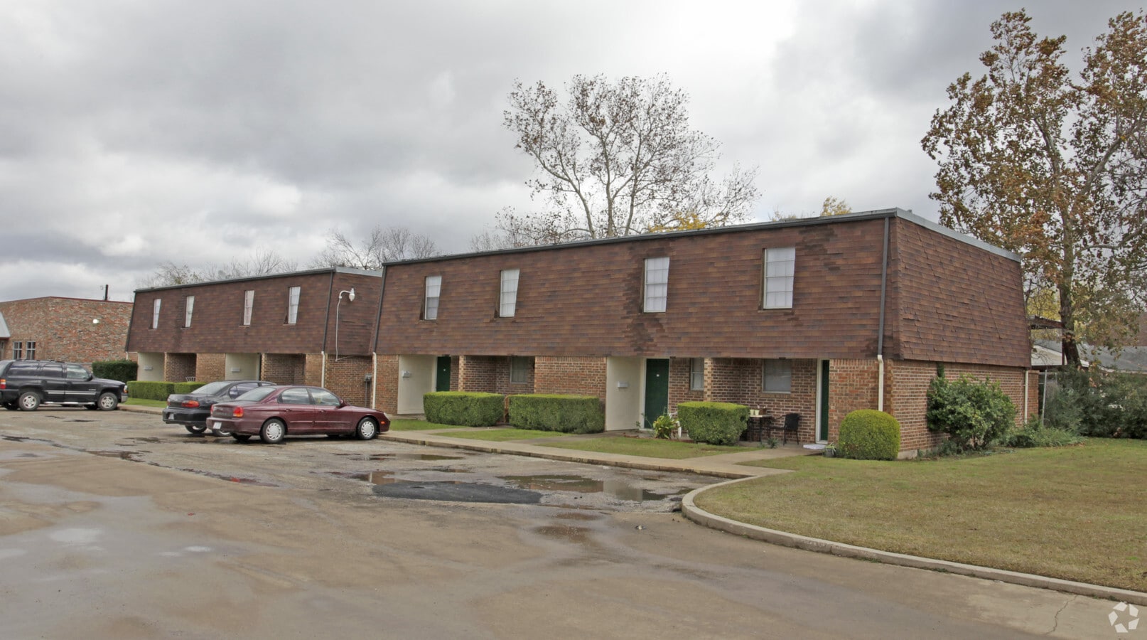 Garden Manor - Garden Manor Apartments