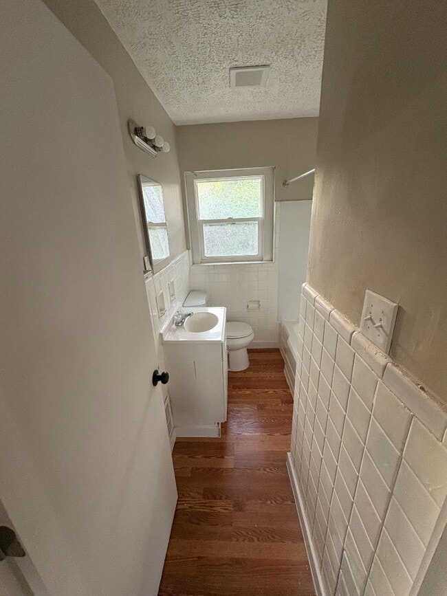 Photo - 1623 Harold Dr