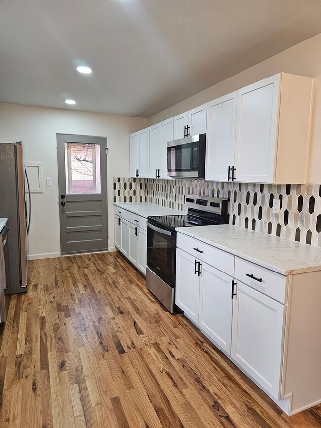 Photo - 3269 Forest Dr