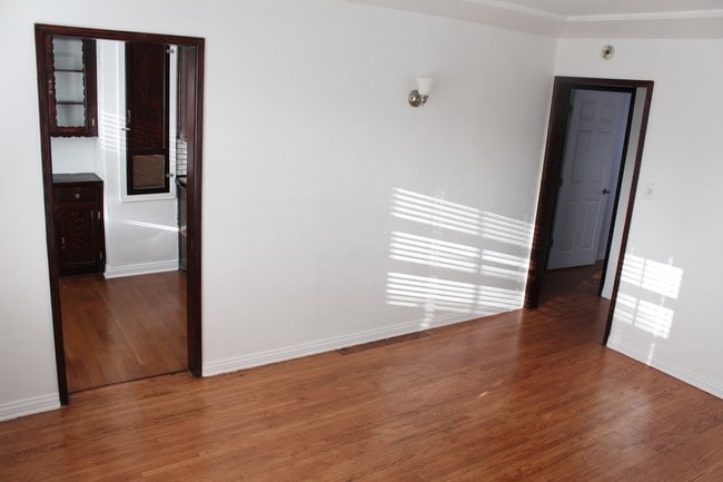 Photo - 4256 2nd Ave Unit 4256