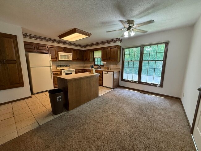 Photo - 1307 W Lexington Cir