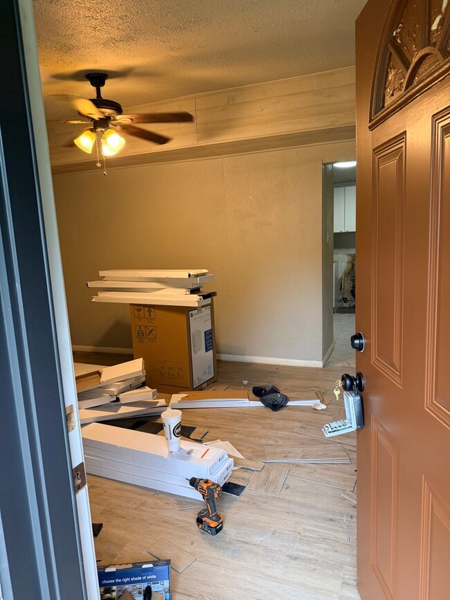 Photo - 3002 Lark St