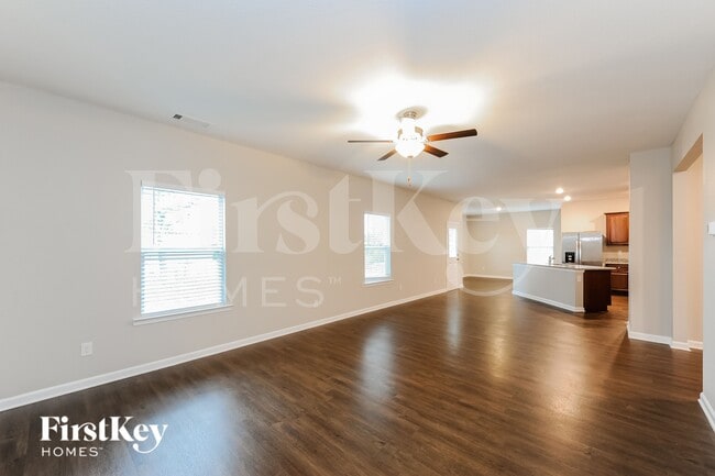 Photo - 124 Innis Brk Cir SW