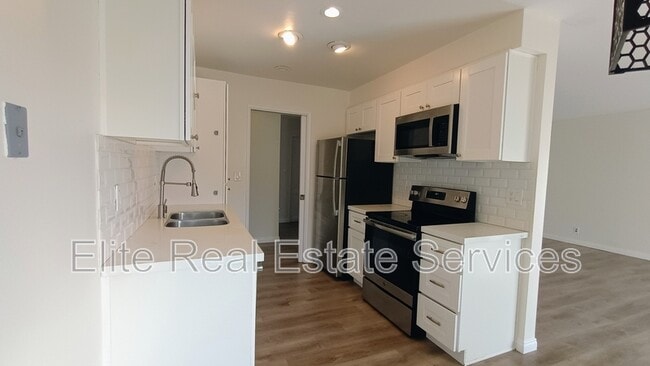Photo - 8633 Lake Murray Blvd Unidad 7 - 1