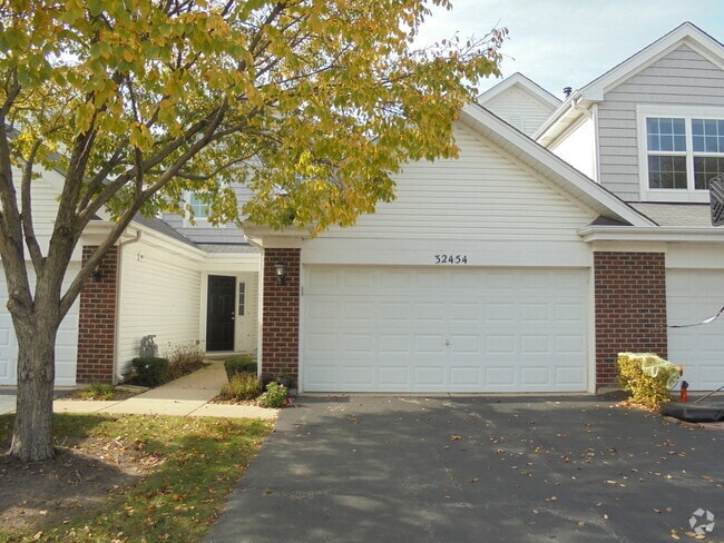 Building Photo - 32454 Rushmore Ave Rental