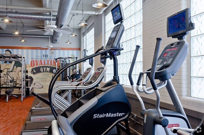 State-of-the-art cardio center with premium equipment - Ovaltine Court Rental