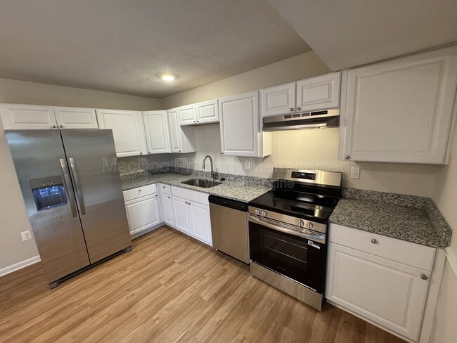 Photo - 5140 Redbud Rd