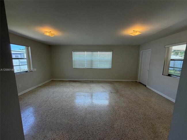 Photo - 980 W 53rd Terrace
