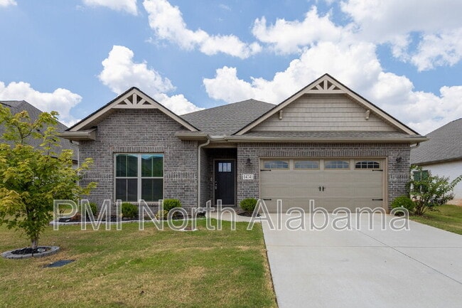 Building Photo - 14741 Greenleaf Dr Rental