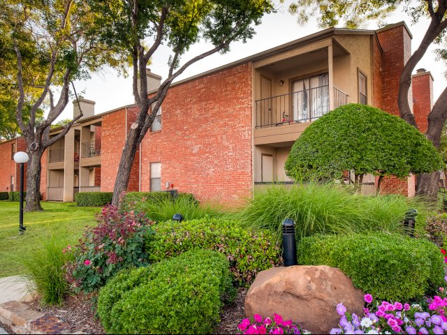 Wellington Park Apartments - Wellington Park Apartments