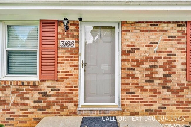 3166 Galloway Dr