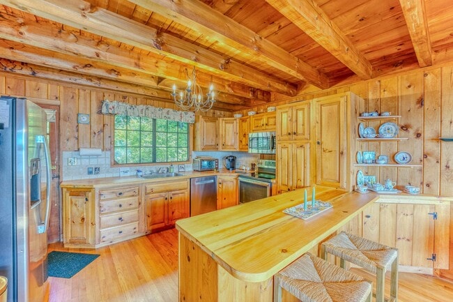 156 Mooney Point Rd