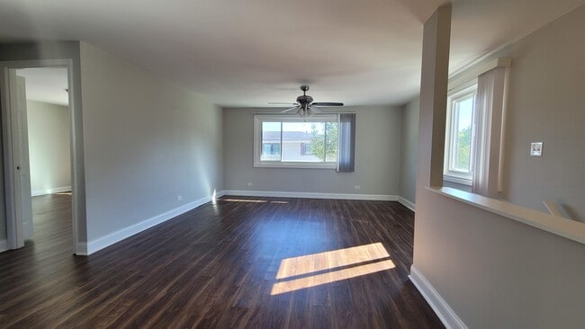 Photo - 120 Cotuit Ct