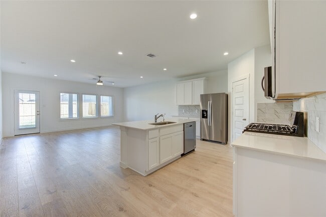 Photo - 31763 Margaret Woods Ln