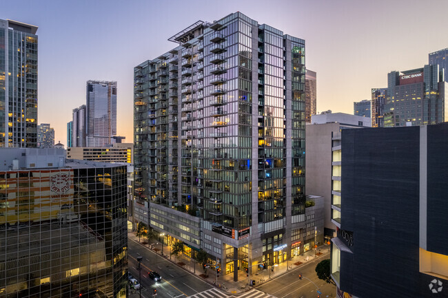 Josephine DTLA - Josephine DTLA Apartments