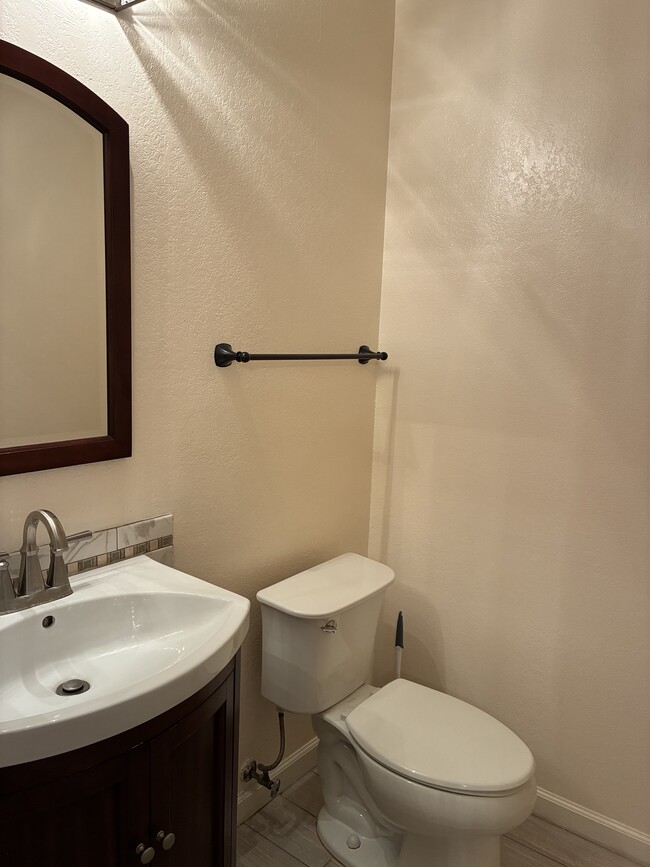 Photo - 4075 Eggers Dr