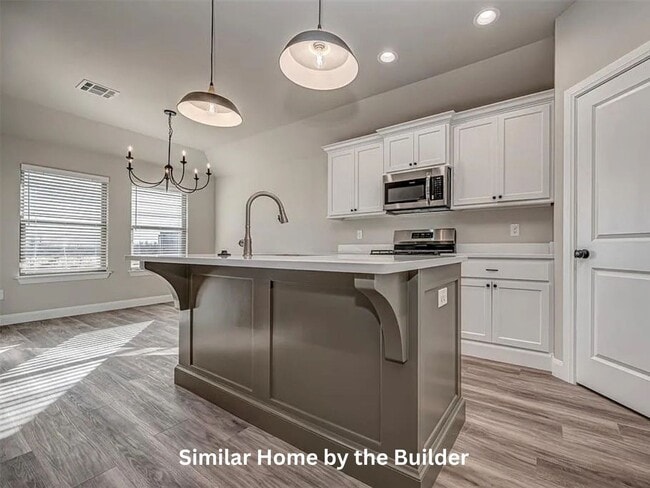 Photo - Welcoming New 4-Bed Home - Pet Friendly