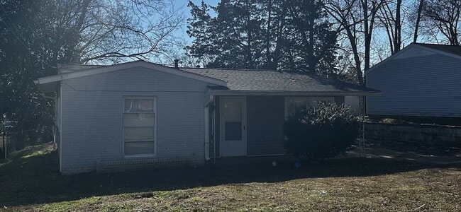 Photo - 2409 Shepherd Dr NW House