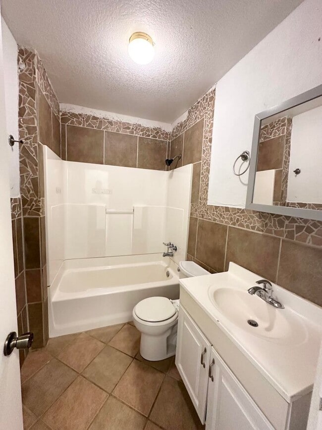Photo - 2209 W Kentucky Ave