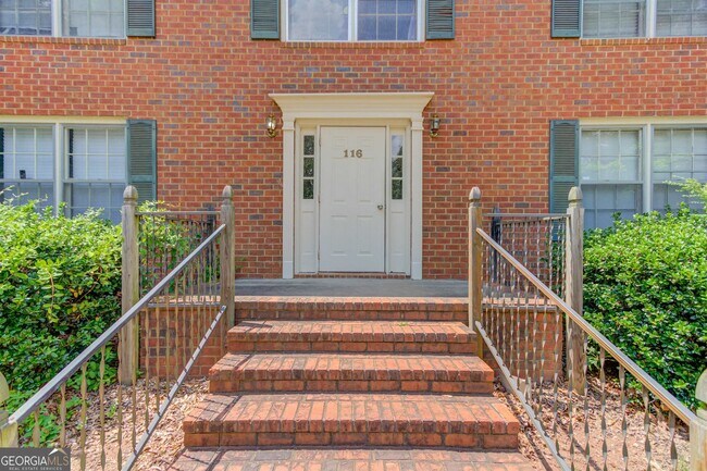 Photo - 116 Barrington Dr Unidad 4 Rental