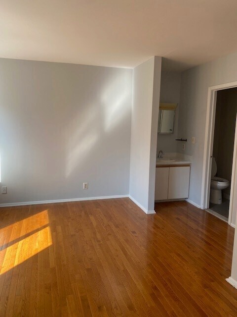 Photo - 1716 Lombard St Unit B