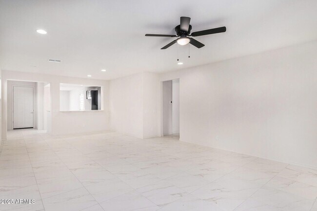 Photo - 6970 W Gwen St