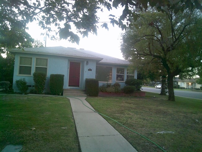 Building Photo - 2931 Cedar St Rental