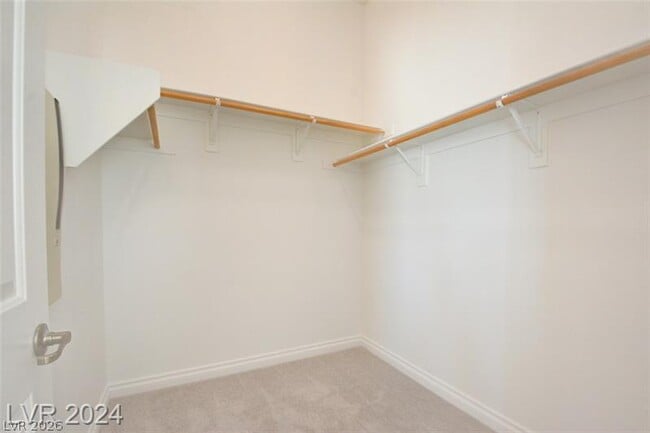 Photo - 4736 Killington St
