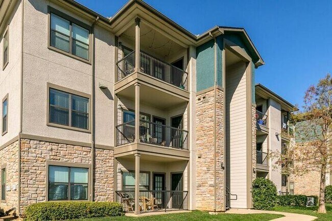 Photo - 13900 Chadwick Pkwy Unit b2