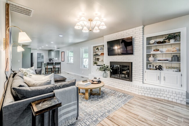 Photo - 11 N Pecan Dr Unit ID1298601P