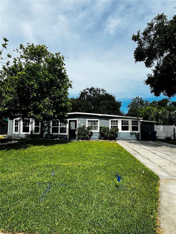 Photo - 6710 Kingswood Dr N House