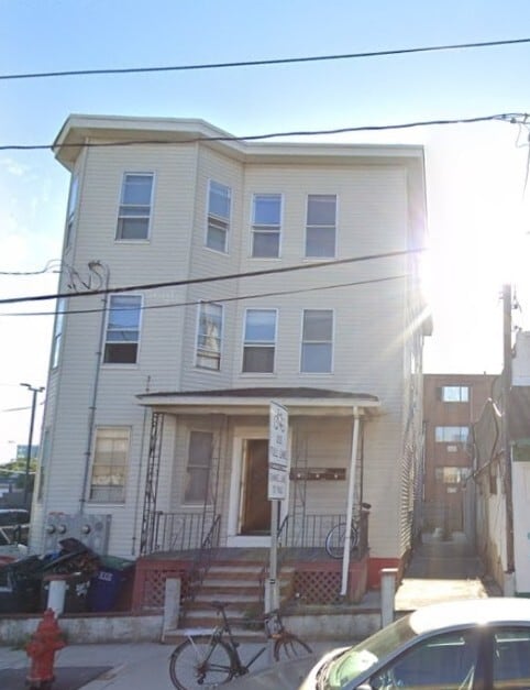 Photo - 280 McGrath Hwy Unit 2