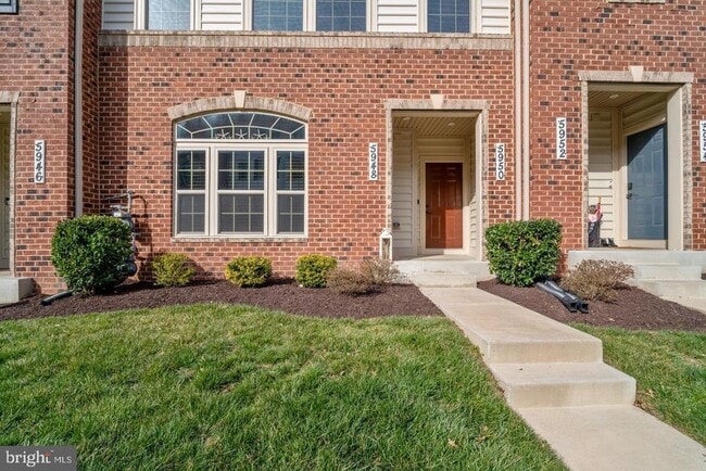 Photo - 5950 Etterbeek St