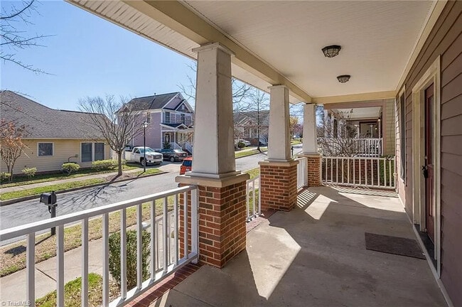 Photo - Room in House on Integrity Oaks Dr