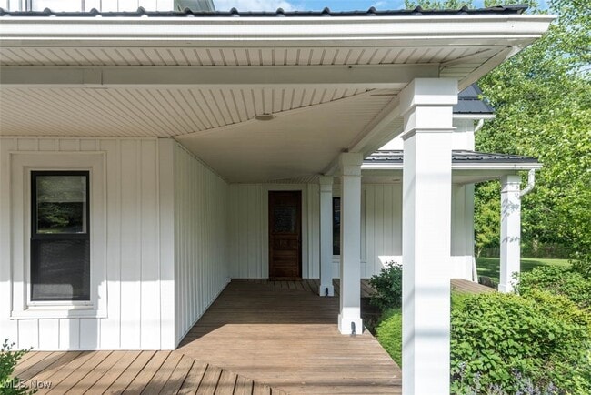 Photo - 6287 Riverview Rd