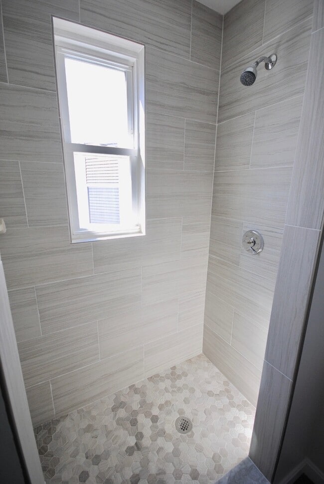 Photo - 15 Cawfield St Unit 1