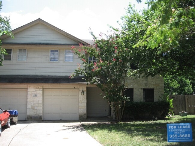 Building Photo - 8511 Apple Carrie Cove Unit B