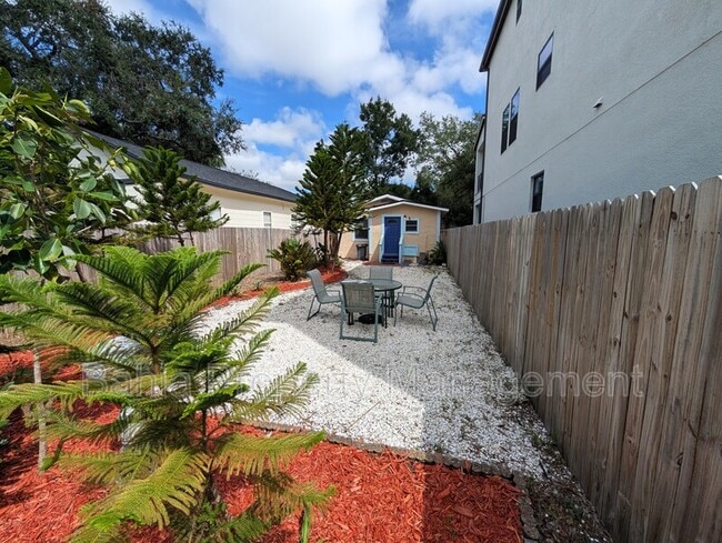 Photo - 1736 W Cherry St