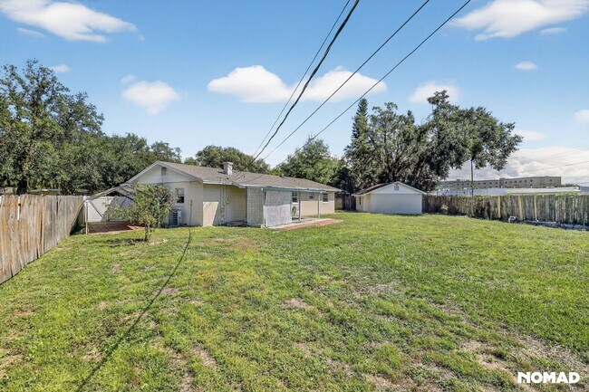 Photo - 5300 Locksley Ave