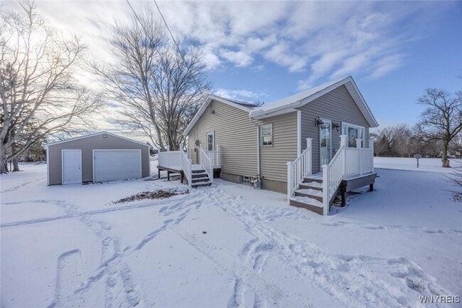 Photo - 3582 Upper Mountain Rd