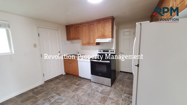 Photo - 607-607 E 350 N Unit 605