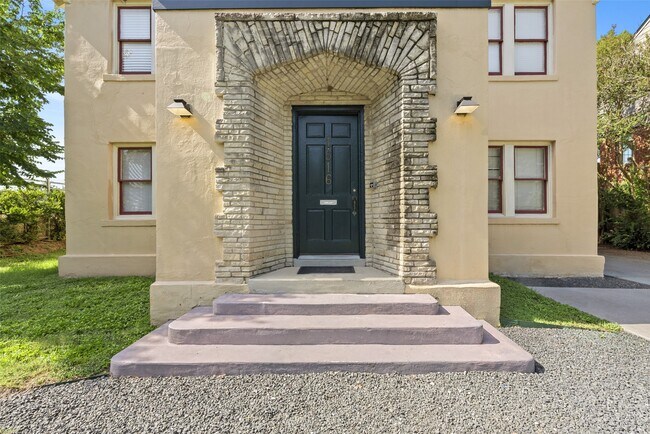 Photo - 1516 Bonnie Brae St Unit 2