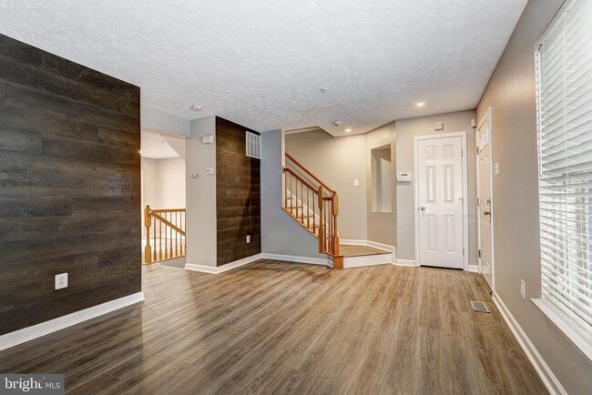 Photo - 9306 Vanguard Ct