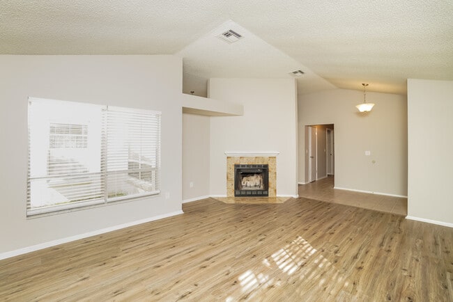 Photo - 15155 Nighthawk Dr