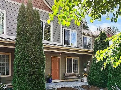 Building Photo - 2732 Hidden Springs Loop SE