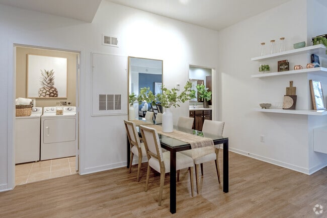 2BR,2BA - B2 - One Boynton