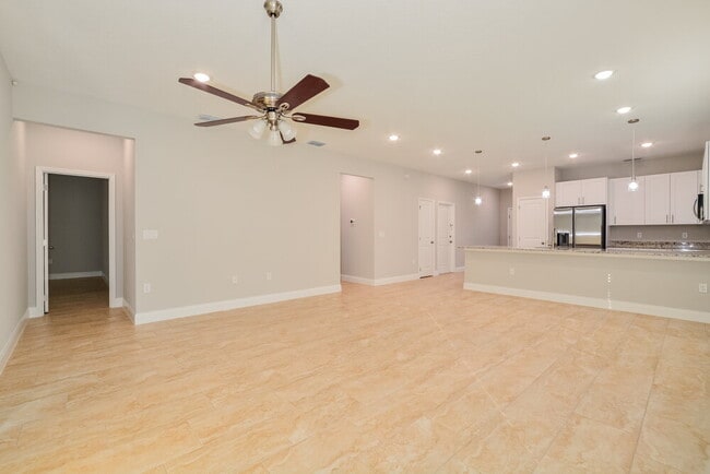 355 Clermont Dr